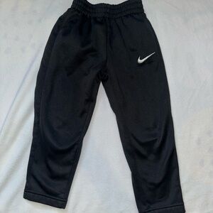 Nike Toddler Therma-Fit pants 4T
